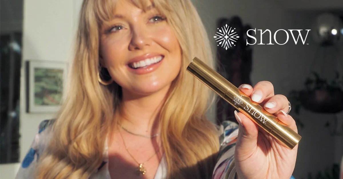 Snow Teeth Whitening