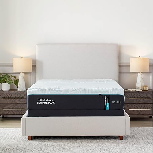Tempur-Pedic LuxBreeze 2.0 Medium Hybrid, Queen